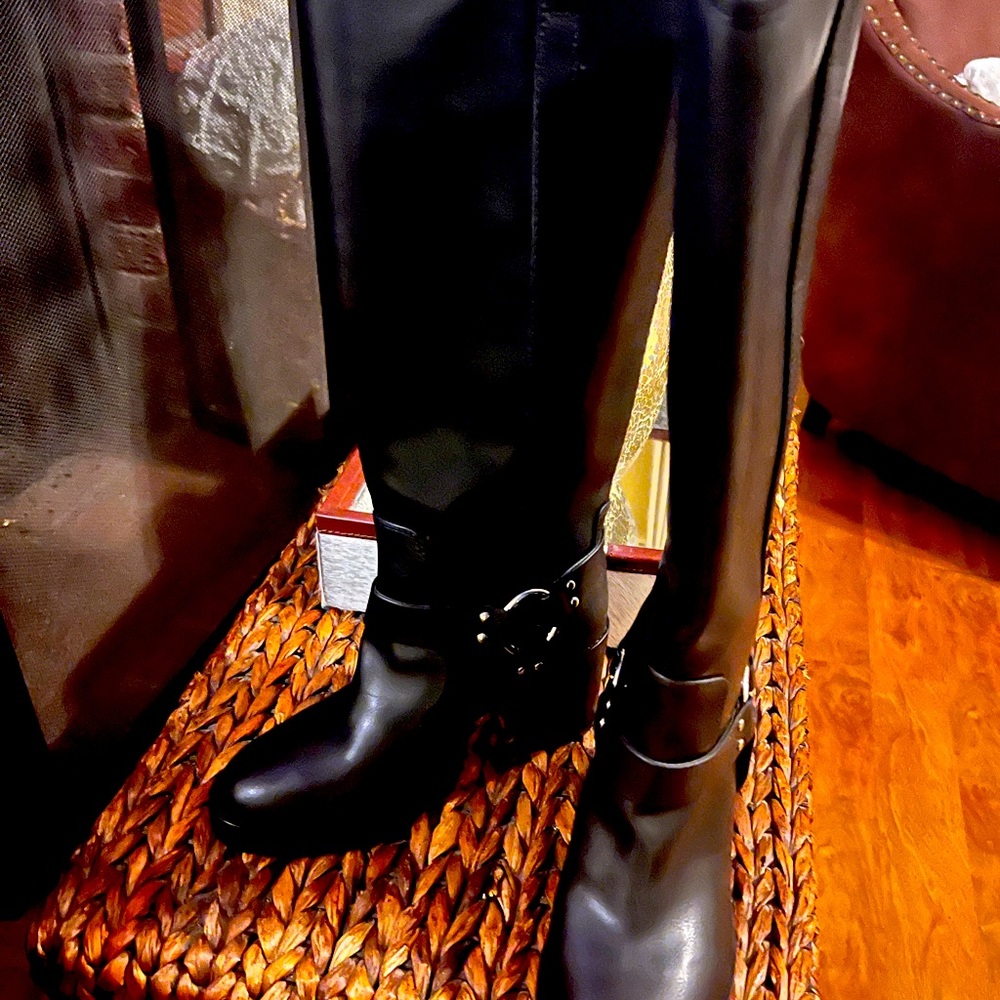 Steve Madden boots